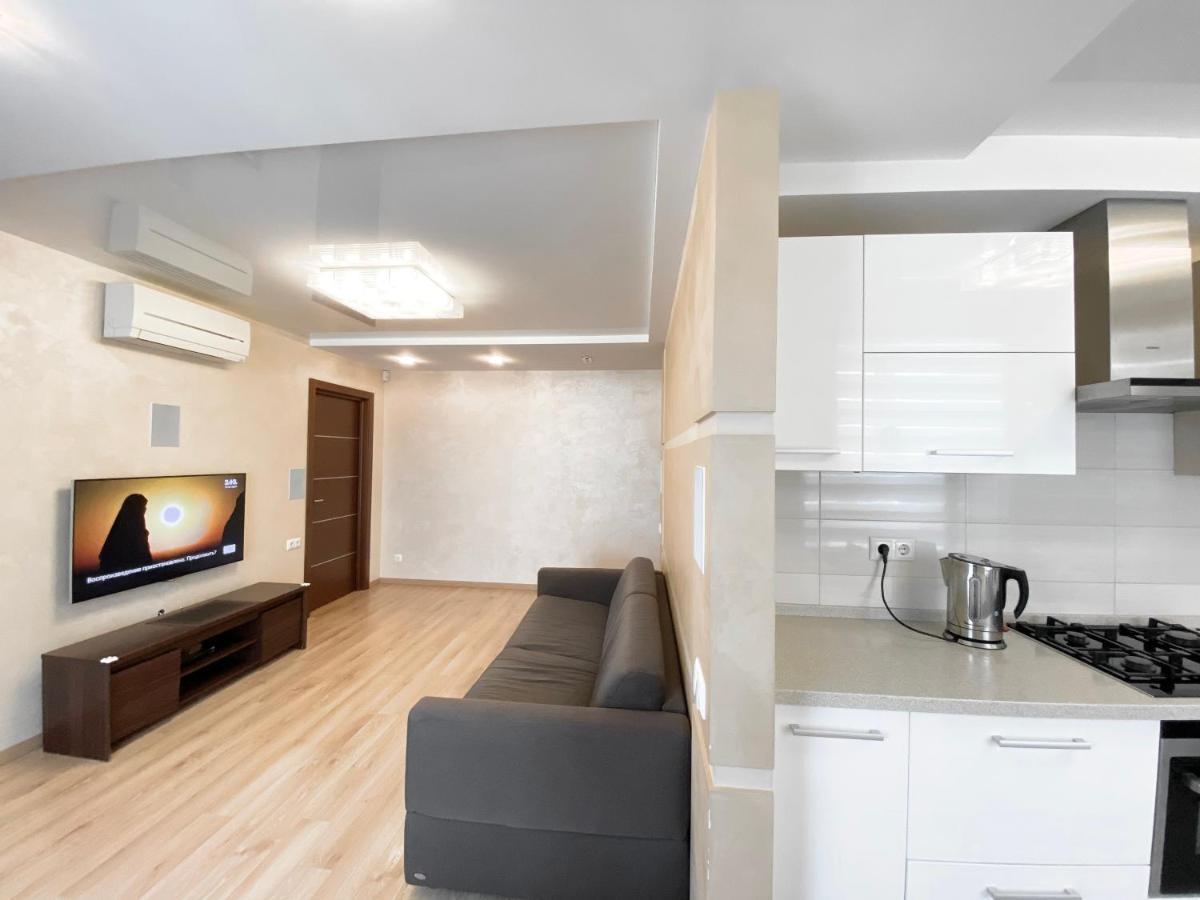 2-Bedroom Apartment Most City Area, Ekaterynoslav Square Dnipro Dış mekan fotoğraf