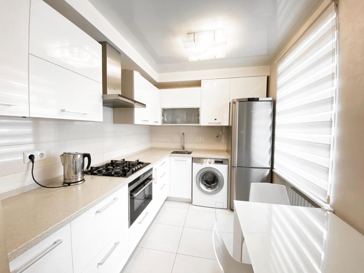 2-Bedroom Apartment Most City Area, Ekaterynoslav Square Dnipro Dış mekan fotoğraf