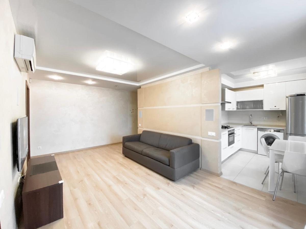 2-Bedroom Apartment Most City Area, Ekaterynoslav Square Dnipro Dış mekan fotoğraf