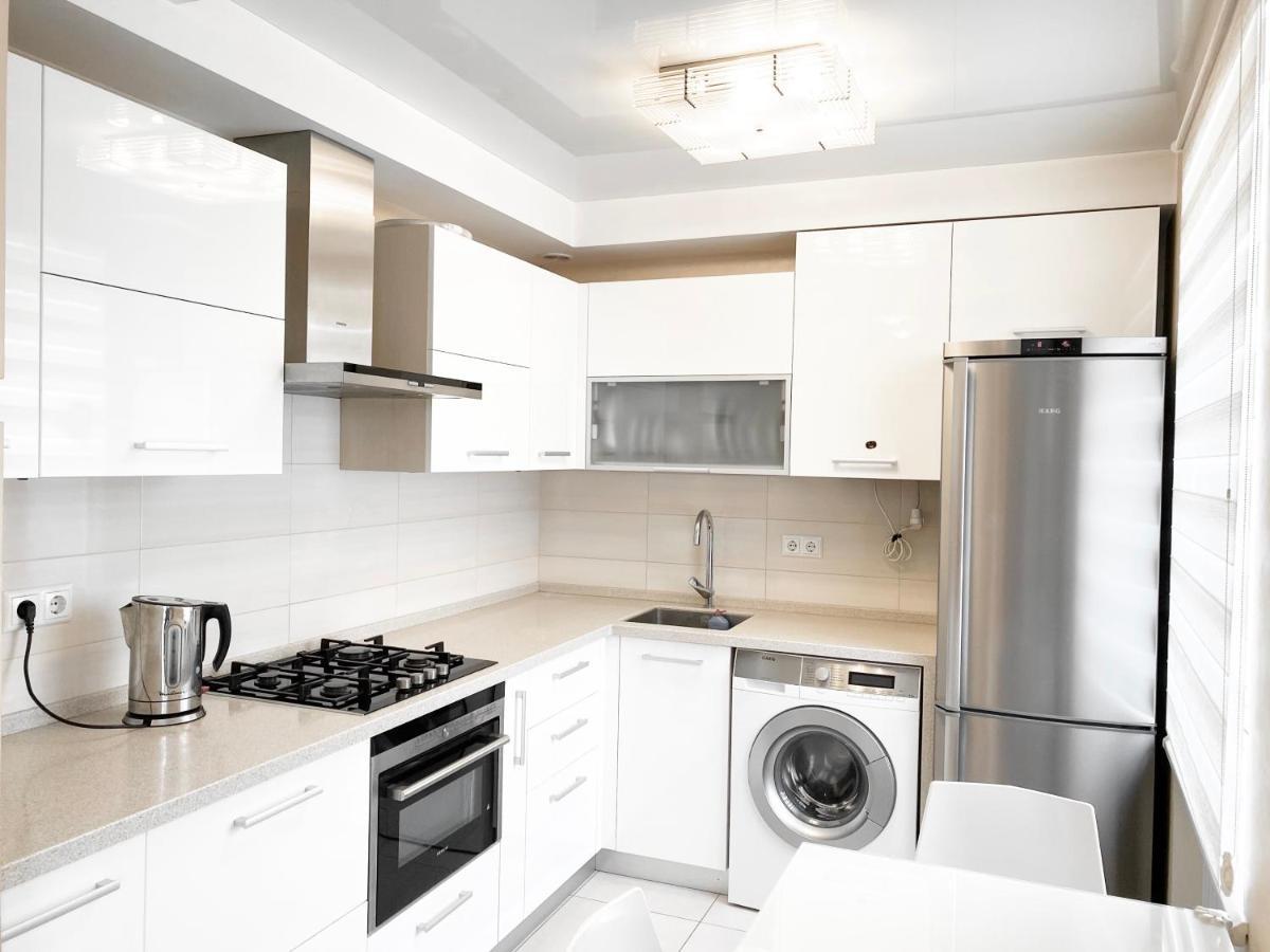2-Bedroom Apartment Most City Area, Ekaterynoslav Square Dnipro Dış mekan fotoğraf