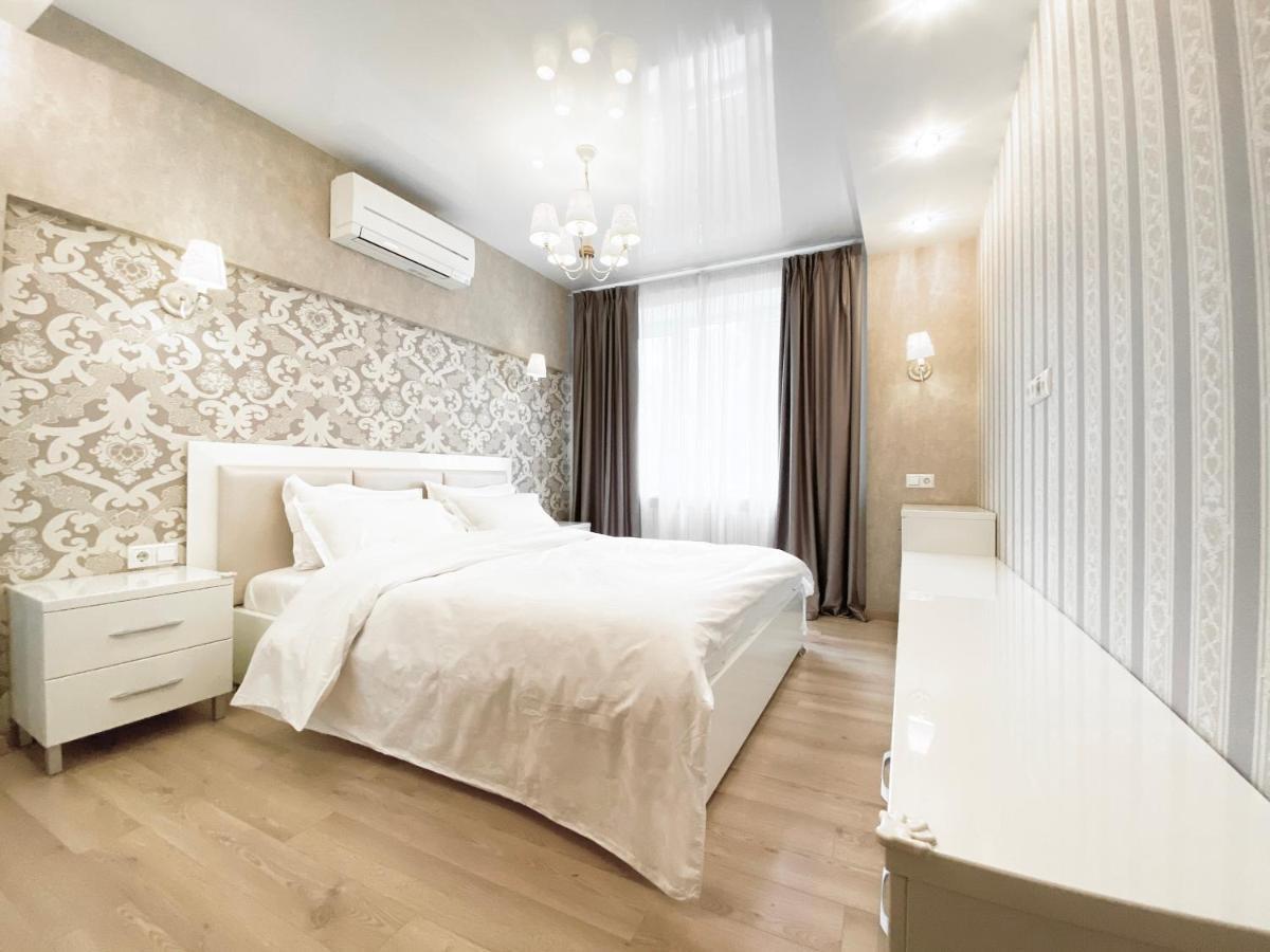2-Bedroom Apartment Most City Area, Ekaterynoslav Square Dnipro Dış mekan fotoğraf